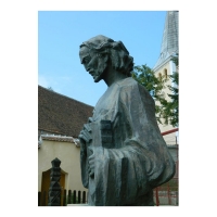 Elena_Hariga_Bust_Apaczai_02